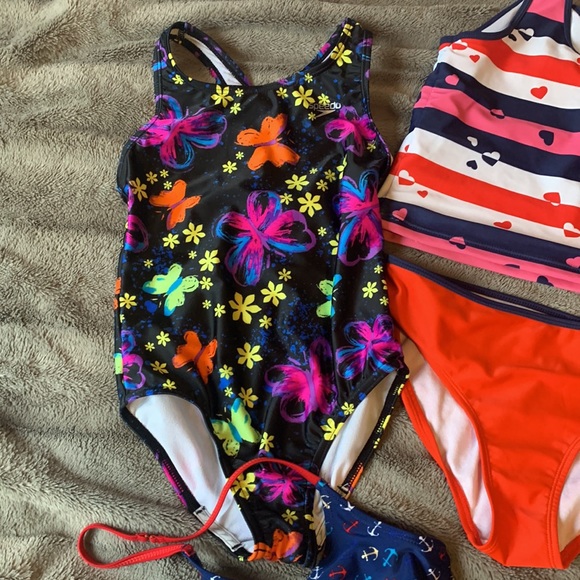 Girls swimming suit for 10/12 years old - Picture 5 of 9